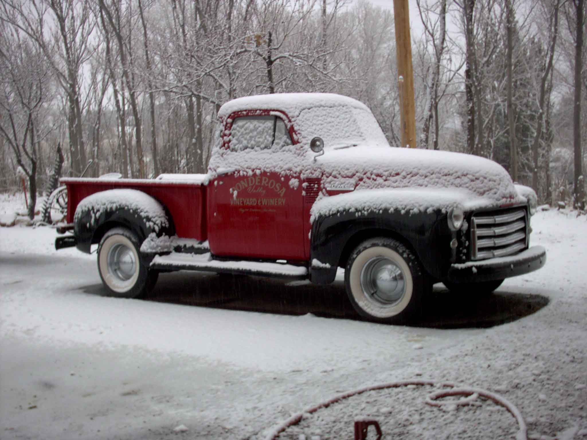 1951 GMC in snow
